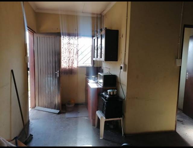 2 BEDROOM HOUSE FOR SALE IN VILLA LIZA